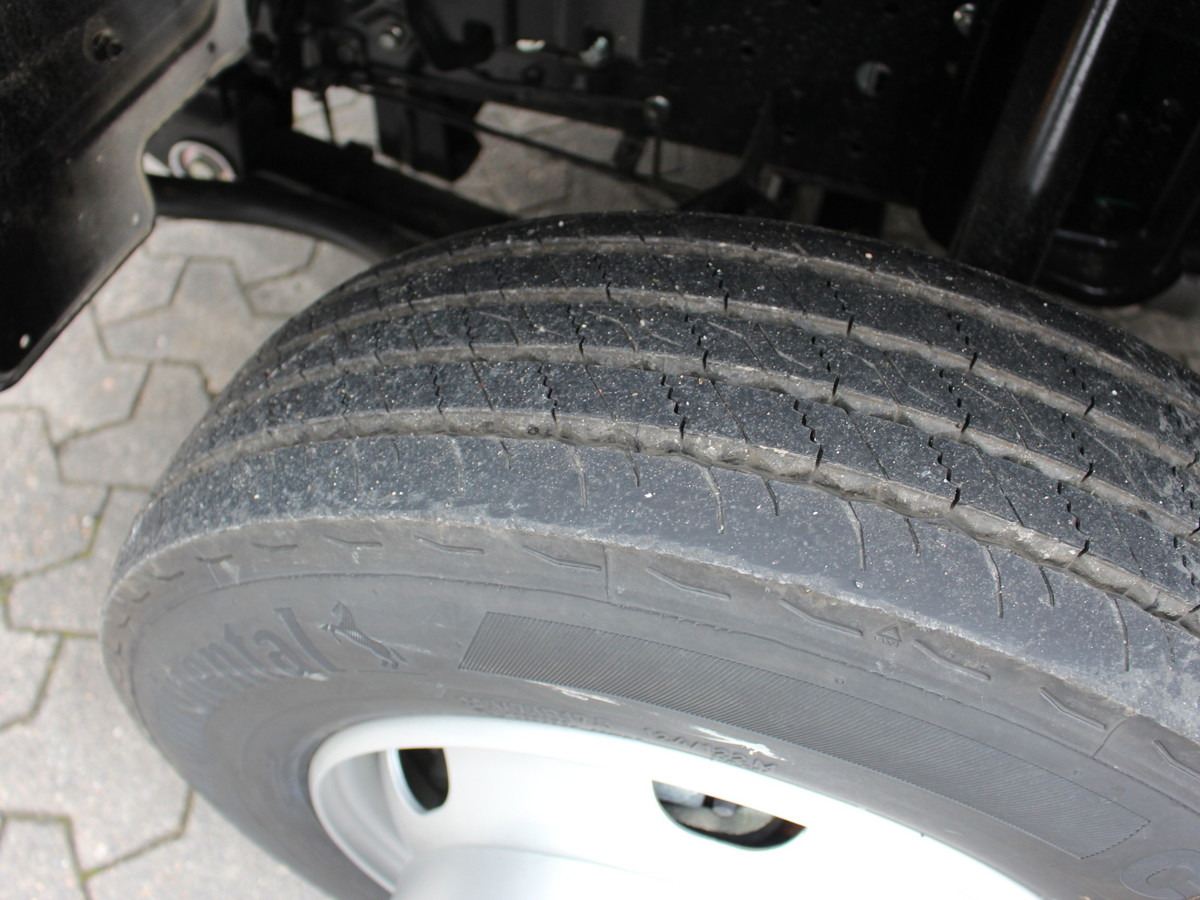 Zakup FUSO Canter FUSO 9C18  City Abrollkipper Hooklift Bla FUSO Canter FUSO 9C18  City Abrollkipper Hooklift Bla: slika Zakup FUSO Canter FUSO 9C18  City Abrollkipper Hooklift Bla FUSO Canter FUSO 9C18  City Abrollkipper Hooklift Bla