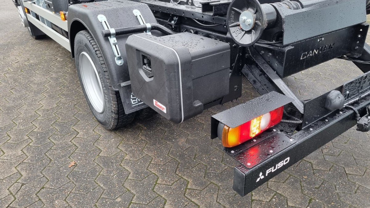 Zakup FUSO FUSO 9C18 City Abrollkipper + Ladekran m.Greifer FUSO FUSO 9C18 City Abrollkipper + Ladekran m.Greifer: slika Zakup FUSO FUSO 9C18 City Abrollkipper + Ladekran m.Greifer FUSO FUSO 9C18 City Abrollkipper + Ladekran m.Greifer Zakup FUSO FUSO 9C18 City Abrollkipper + Ladekran m.Greifer FUSO FUSO 9C18 City Abrollkipper + Ladekran m.Greifer: slika Zakup FUSO FUSO 9C18 City Abrollkipper + Ladekran m.Greifer FUSO FUSO 9C18 City Abrollkipper + Ladekran m.Greifer