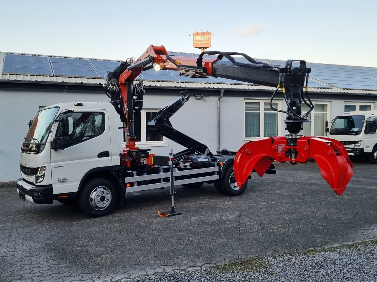 FUSO FUSO 9C18 City Abrollkipper + Z-Kran Recycling - Kamion s kukastom dizalicom, Kamion s kranom: slika FUSO FUSO 9C18 City Abrollkipper + Z-Kran Recycling - Kamion s kukastom dizalicom, Kamion s kranom FUSO FUSO 9C18 City Abrollkipper + Z-Kran Recycling - Kamion s kukastom dizalicom, Kamion s kranom: slika FUSO FUSO 9C18 City Abrollkipper + Z-Kran Recycling - Kamion s kukastom dizalicom, Kamion s kranom