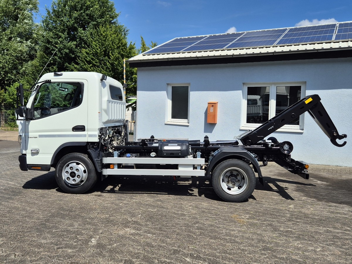 FUSO Fuso Canter 7C18 City Abrollkipper AHK Hooklift - Kamion s kukastom dizalicom: slika FUSO Fuso Canter 7C18 City Abrollkipper AHK Hooklift - Kamion s kukastom dizalicom FUSO Fuso Canter 7C18 City Abrollkipper AHK Hooklift - Kamion s kukastom dizalicom: slika FUSO Fuso Canter 7C18 City Abrollkipper AHK Hooklift - Kamion s kukastom dizalicom