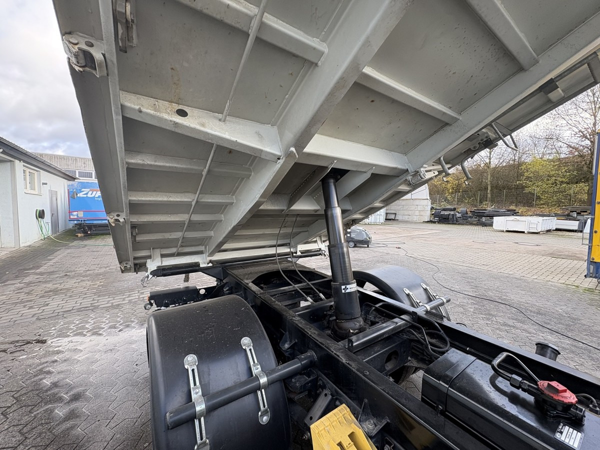 FUSO Meiller 3-Seiten Kipper Aufbau Bj. 2023 - Mali kamion kiper: slika FUSO Meiller 3-Seiten Kipper Aufbau Bj. 2023 - Mali kamion kiper FUSO Meiller 3-Seiten Kipper Aufbau Bj. 2023 - Mali kamion kiper: slika FUSO Meiller 3-Seiten Kipper Aufbau Bj. 2023 - Mali kamion kiper