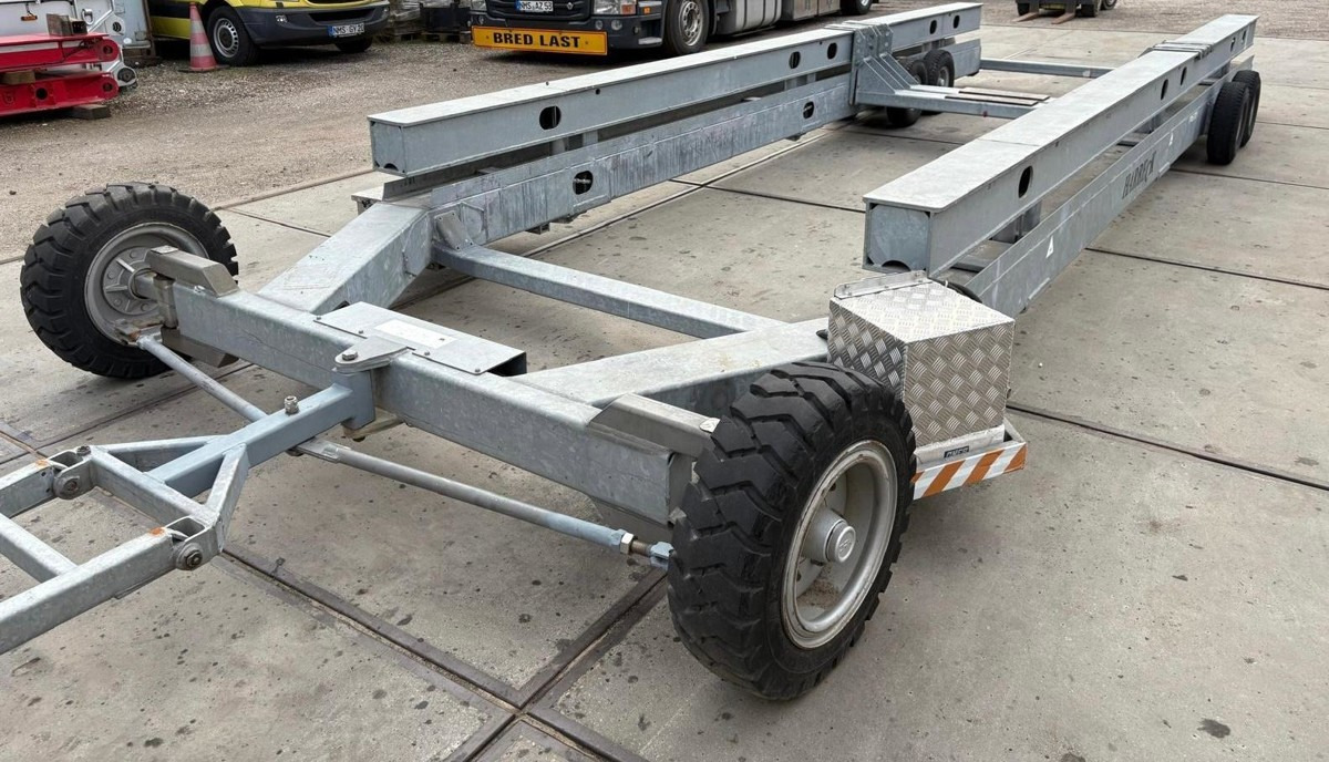 HARBECK Hafentrailer Harbeck LTS200 20t - Prikolica za plovila: slika HARBECK Hafentrailer Harbeck LTS200 20t - Prikolica za plovila HARBECK Hafentrailer Harbeck LTS200 20t - Prikolica za plovila: slika HARBECK Hafentrailer Harbeck LTS200 20t - Prikolica za plovila