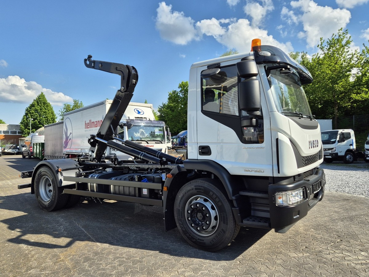IVECO Euro Cargo 180E32 4x2 Abrollkipper Knick / Tele - Kamion s kukastom dizalicom: slika IVECO Euro Cargo 180E32 4x2 Abrollkipper Knick / Tele - Kamion s kukastom dizalicom IVECO Euro Cargo 180E32 4x2 Abrollkipper Knick / Tele - Kamion s kukastom dizalicom: slika IVECO Euro Cargo 180E32 4x2 Abrollkipper Knick / Tele - Kamion s kukastom dizalicom