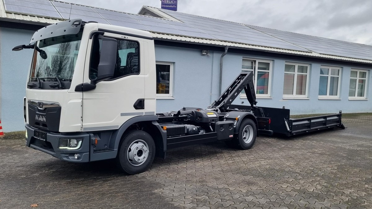 MAN TGL 12.220 BL NEU City Abrollkipper 8t TipMatic - Kamion s kukastom dizalicom: slika MAN TGL 12.220 BL NEU City Abrollkipper 8t TipMatic - Kamion s kukastom dizalicom MAN TGL 12.220 BL NEU City Abrollkipper 8t TipMatic - Kamion s kukastom dizalicom: slika MAN TGL 12.220 BL NEU City Abrollkipper 8t TipMatic - Kamion s kukastom dizalicom