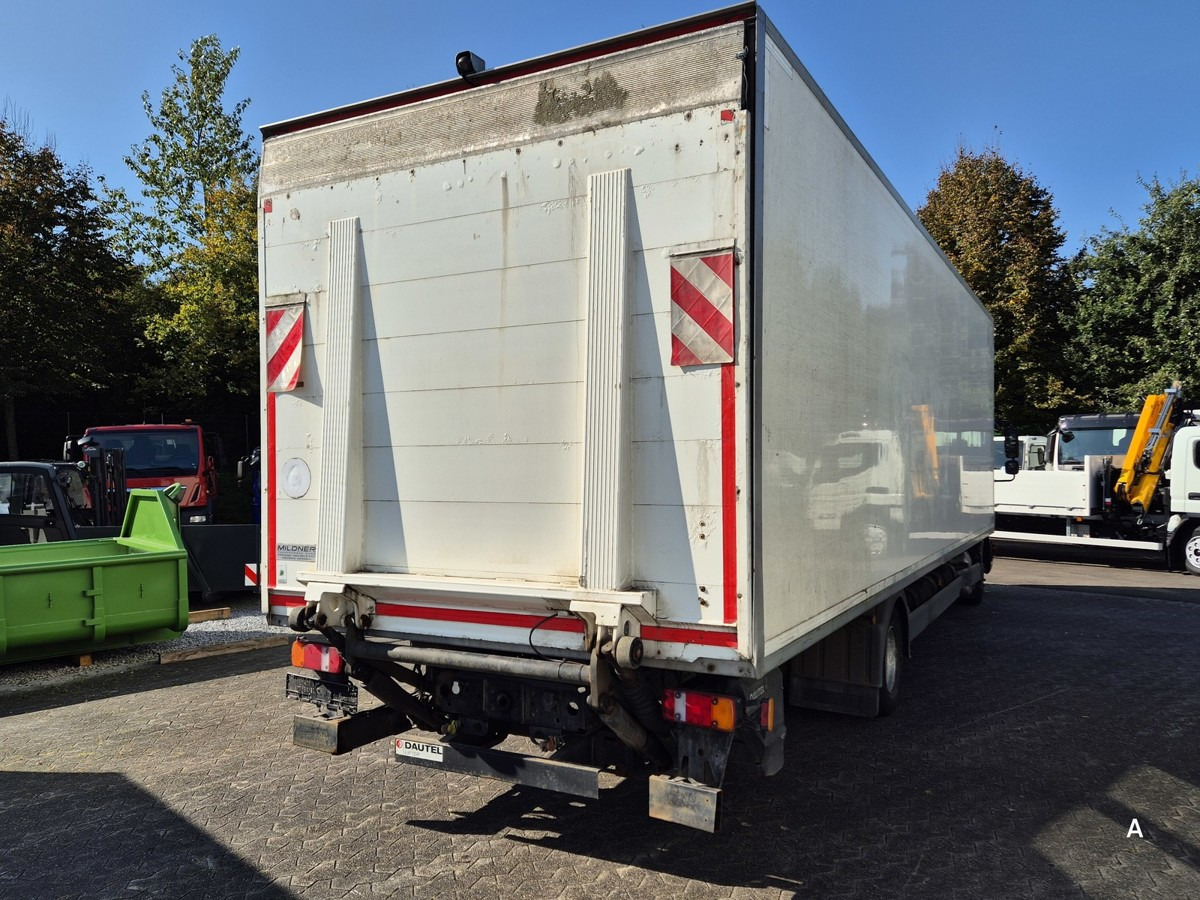 MAN TGL 12.250 BL Kühlkoffer 8,20m LBW - Kamion hladnjača: slika MAN TGL 12.250 BL Kühlkoffer 8,20m LBW - Kamion hladnjača MAN TGL 12.250 BL Kühlkoffer 8,20m LBW - Kamion hladnjača: slika MAN TGL 12.250 BL Kühlkoffer 8,20m LBW - Kamion hladnjača