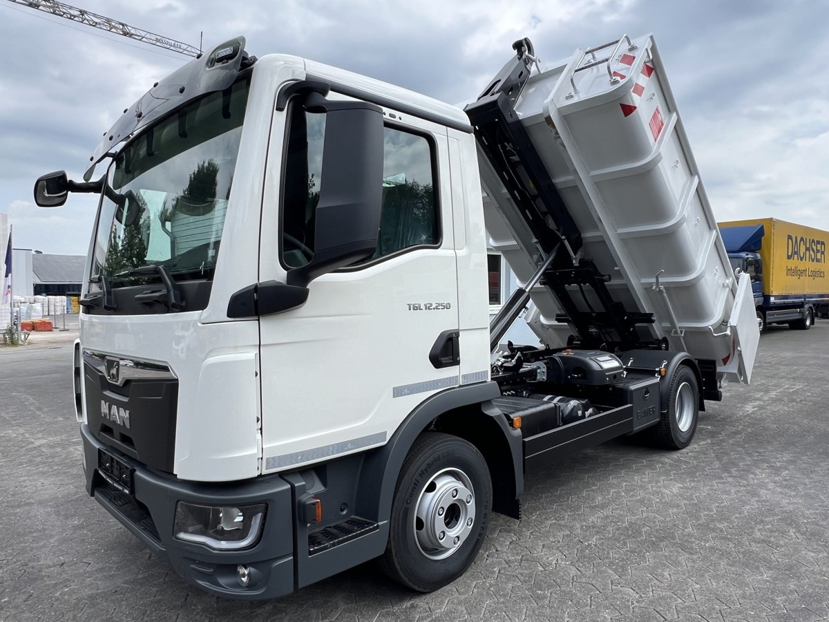 MAN TGL 12.250 BL NEU City Abrollkipper PowerMatic s - Kamion s kukastom dizalicom: slika MAN TGL 12.250 BL NEU City Abrollkipper PowerMatic s - Kamion s kukastom dizalicom MAN TGL 12.250 BL NEU City Abrollkipper PowerMatic s - Kamion s kukastom dizalicom: slika MAN TGL 12.250 BL NEU City Abrollkipper PowerMatic s - Kamion s kukastom dizalicom