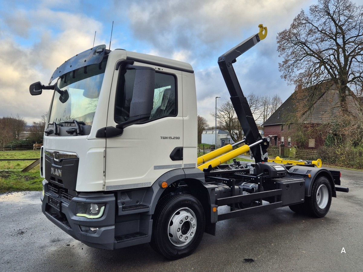 MAN TGM 15.290 BL Abrollkipper PowerMatic Standheiz. - Kamion s kukastom dizalicom: slika MAN TGM 15.290 BL Abrollkipper PowerMatic Standheiz. - Kamion s kukastom dizalicom MAN TGM 15.290 BL Abrollkipper PowerMatic Standheiz. - Kamion s kukastom dizalicom: slika MAN TGM 15.290 BL Abrollkipper PowerMatic Standheiz. - Kamion s kukastom dizalicom