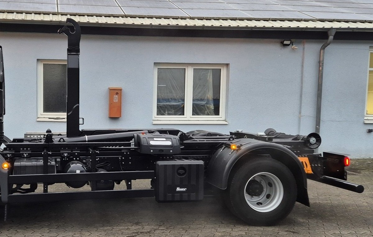 MAN TGM 15.290 BL Tipmatic Abrollkipper Mod.2021 - Kamion s kukastom dizalicom: slika MAN TGM 15.290 BL Tipmatic Abrollkipper Mod.2021 - Kamion s kukastom dizalicom MAN TGM 15.290 BL Tipmatic Abrollkipper Mod.2021 - Kamion s kukastom dizalicom: slika MAN TGM 15.290 BL Tipmatic Abrollkipper Mod.2021 - Kamion s kukastom dizalicom