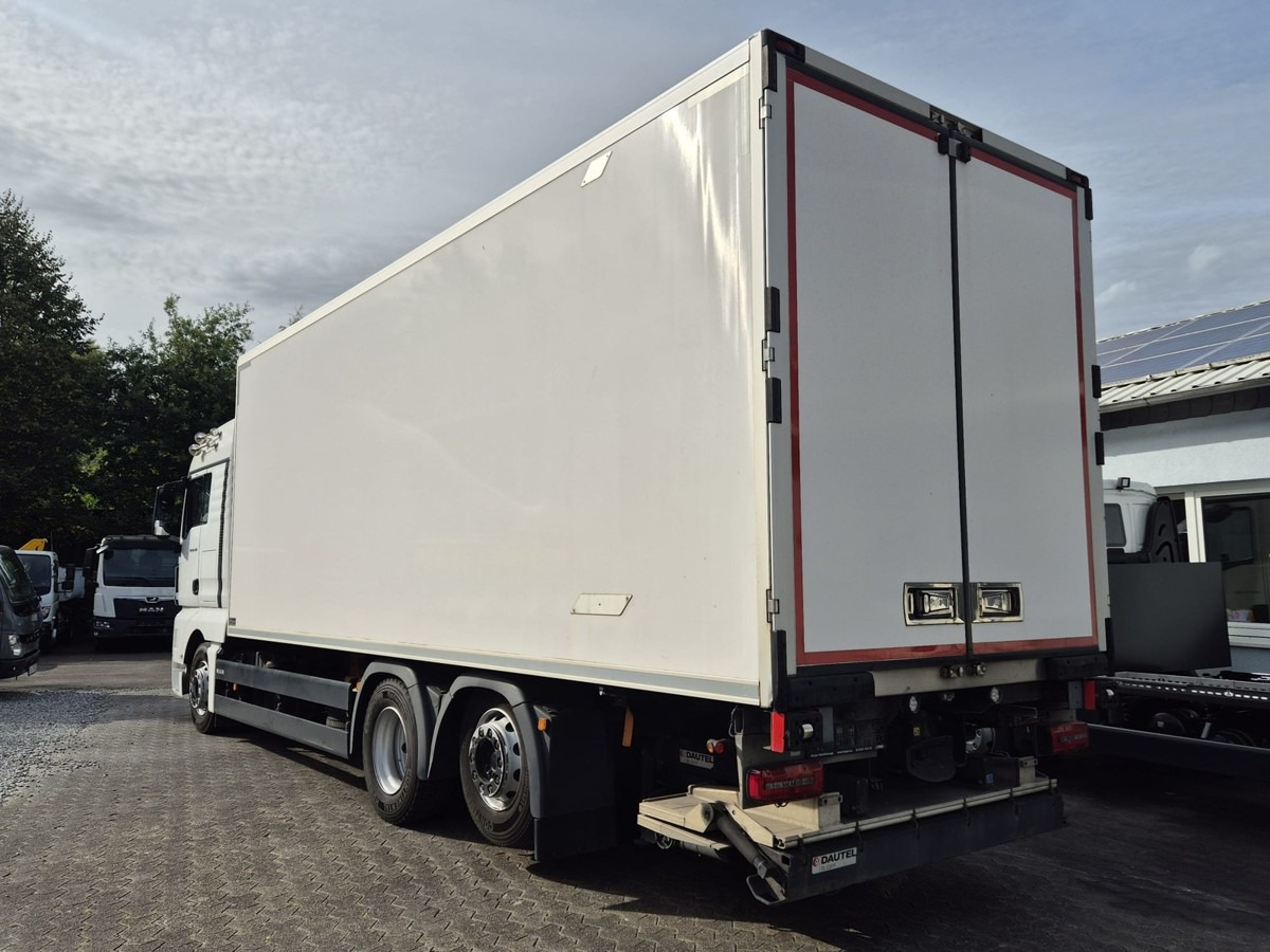 MAN TGX 26.470 6x2 Tiefkühl Lamberet Carrier - Kamion hladnjača: slika MAN TGX 26.470 6x2 Tiefkühl Lamberet Carrier - Kamion hladnjača MAN TGX 26.470 6x2 Tiefkühl Lamberet Carrier - Kamion hladnjača: slika MAN TGX 26.470 6x2 Tiefkühl Lamberet Carrier - Kamion hladnjača