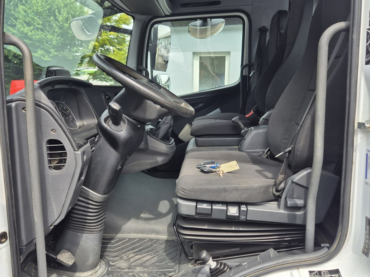 Mali kamion kiper MERCEDES-BENZ Atego 823 3-Seiten Kipper Meiller 2 x AHK: slika Mali kamion kiper MERCEDES-BENZ Atego 823 3-Seiten Kipper Meiller 2 x AHK