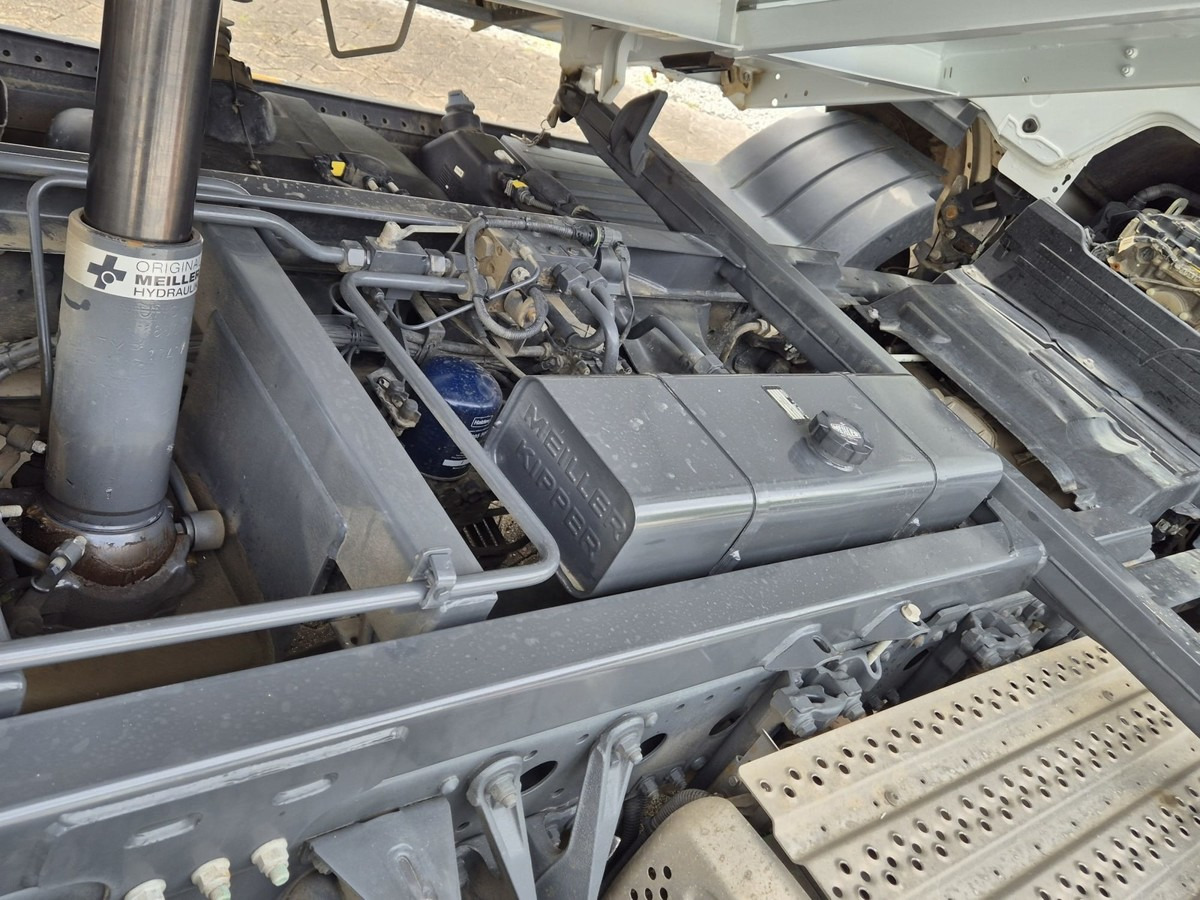 Mali kamion kiper MERCEDES-BENZ Atego 823 3-Seiten Kipper Meiller 2 x AHK: slika Mali kamion kiper MERCEDES-BENZ Atego 823 3-Seiten Kipper Meiller 2 x AHK