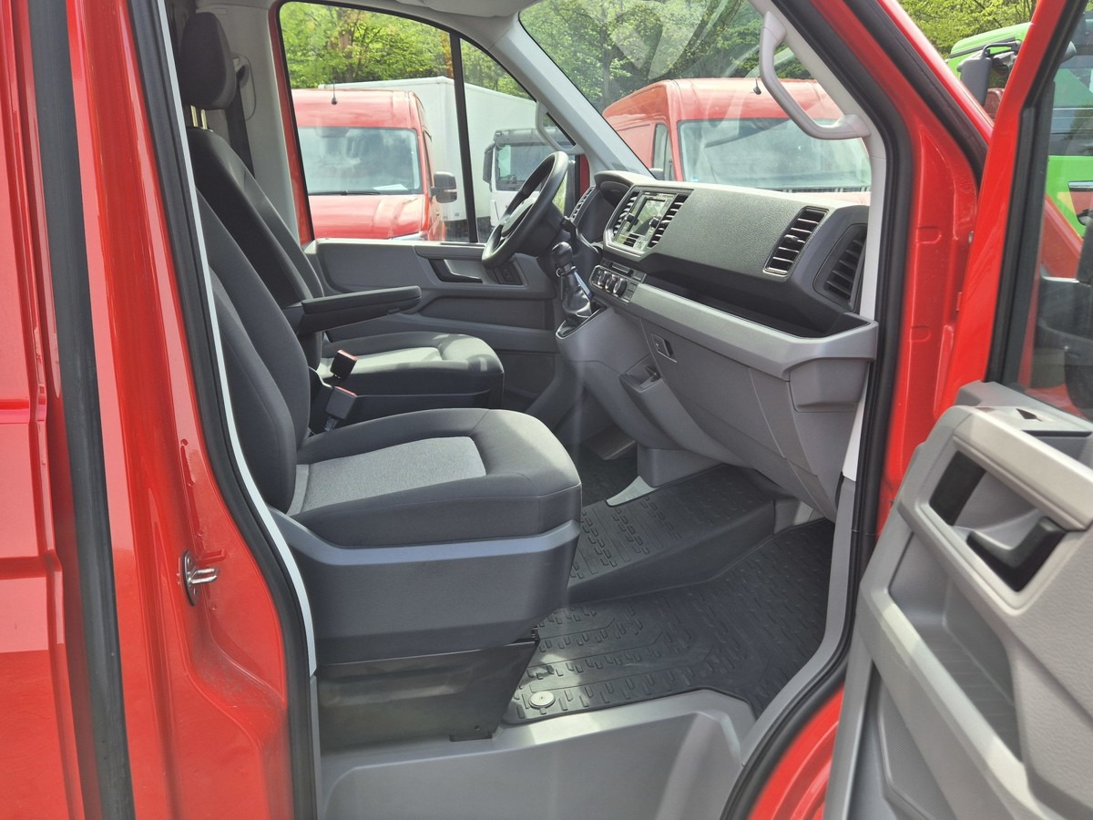 VW Crafter 35 Maxi L4H3 1Hand PDC Kamera - Furgon: slika VW Crafter 35 Maxi L4H3 1Hand PDC Kamera - Furgon VW Crafter 35 Maxi L4H3 1Hand PDC Kamera - Furgon: slika VW Crafter 35 Maxi L4H3 1Hand PDC Kamera - Furgon