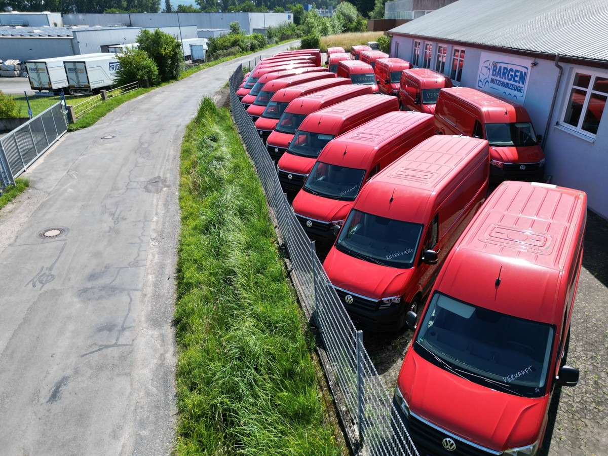 VW Crafter 35 Maxi L4H3 1Hand PDC - Furgon: slika VW Crafter 35 Maxi L4H3 1Hand PDC - Furgon VW Crafter 35 Maxi L4H3 1Hand PDC - Furgon: slika VW Crafter 35 Maxi L4H3 1Hand PDC - Furgon