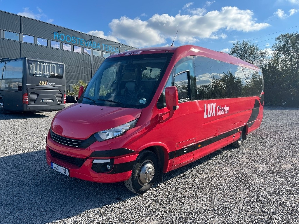 Iveco FERQUI SUNRISE  - Minibus, Putnički kombi: slika Iveco FERQUI SUNRISE  - Minibus, Putnički kombi Iveco FERQUI SUNRISE  - Minibus, Putnički kombi: slika Iveco FERQUI SUNRISE  - Minibus, Putnički kombi