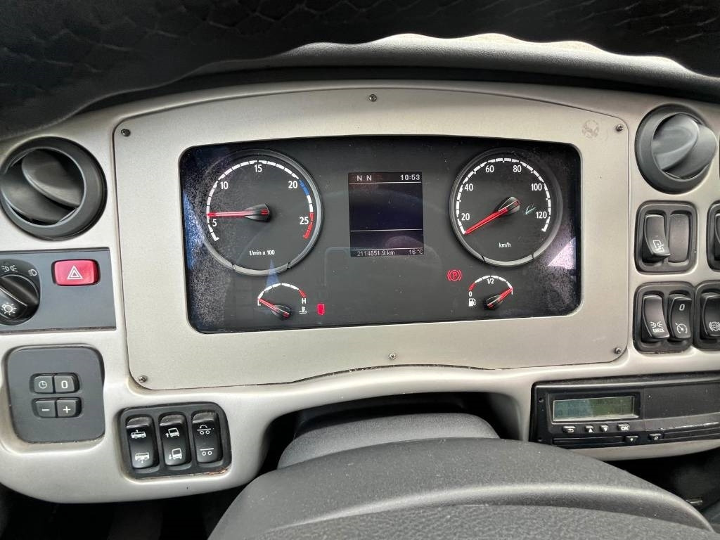 Turistički autobus Scania Irizar: slika Turistički autobus Scania Irizar