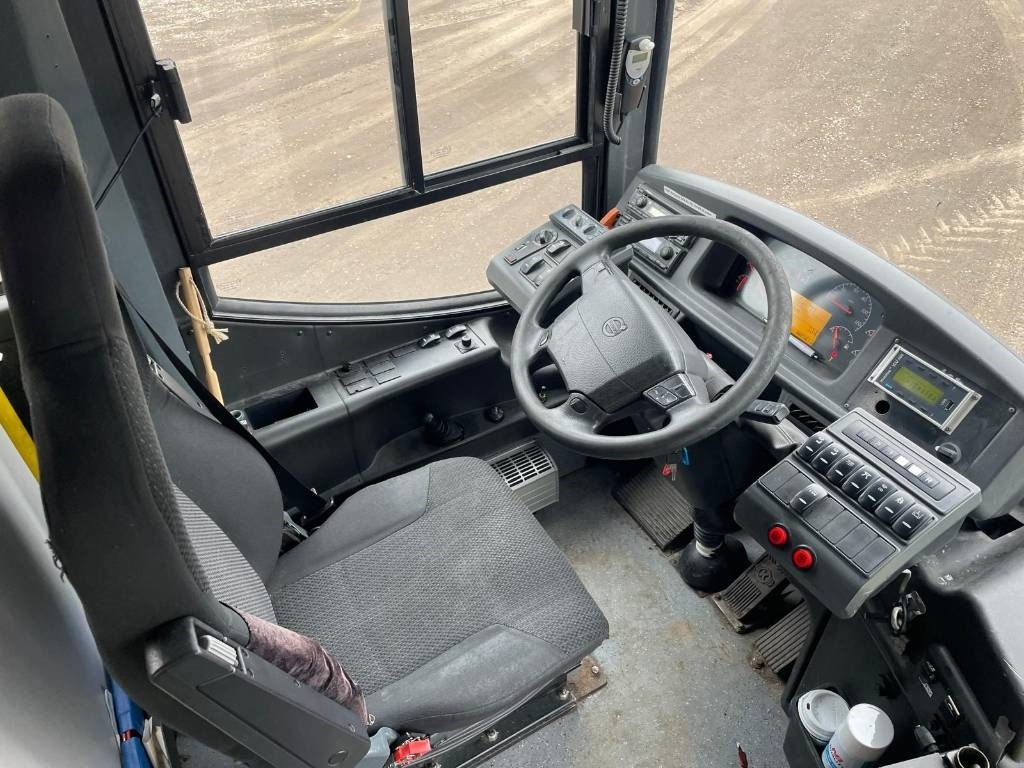 Volvo 8700 B7R - Prigradski autobus: slika Volvo 8700 B7R - Prigradski autobus Volvo 8700 B7R - Prigradski autobus: slika Volvo 8700 B7R - Prigradski autobus