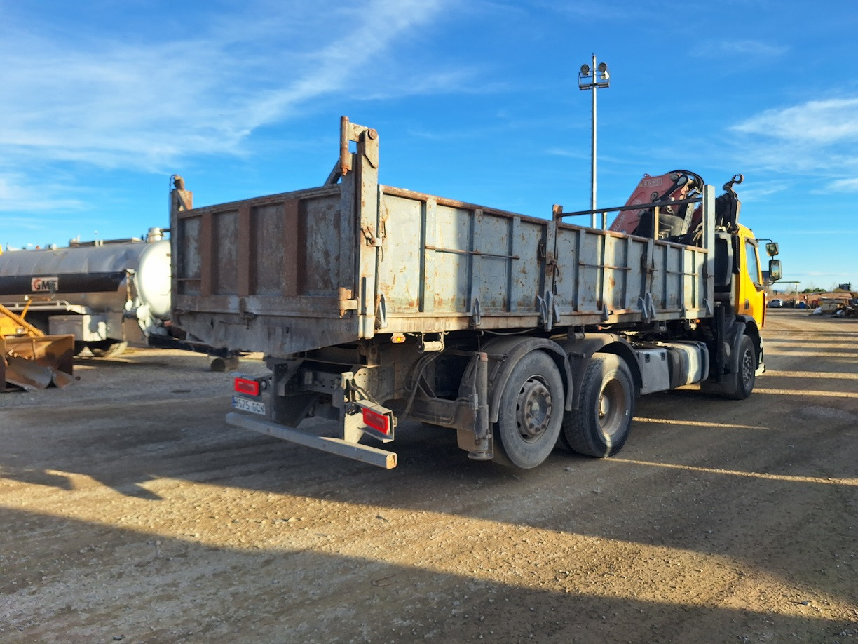 RENAULT PREMIUM LANDER 320.26 - Kamion s kranom: slika RENAULT PREMIUM LANDER 320.26 - Kamion s kranom RENAULT PREMIUM LANDER 320.26 - Kamion s kranom: slika RENAULT PREMIUM LANDER 320.26 - Kamion s kranom