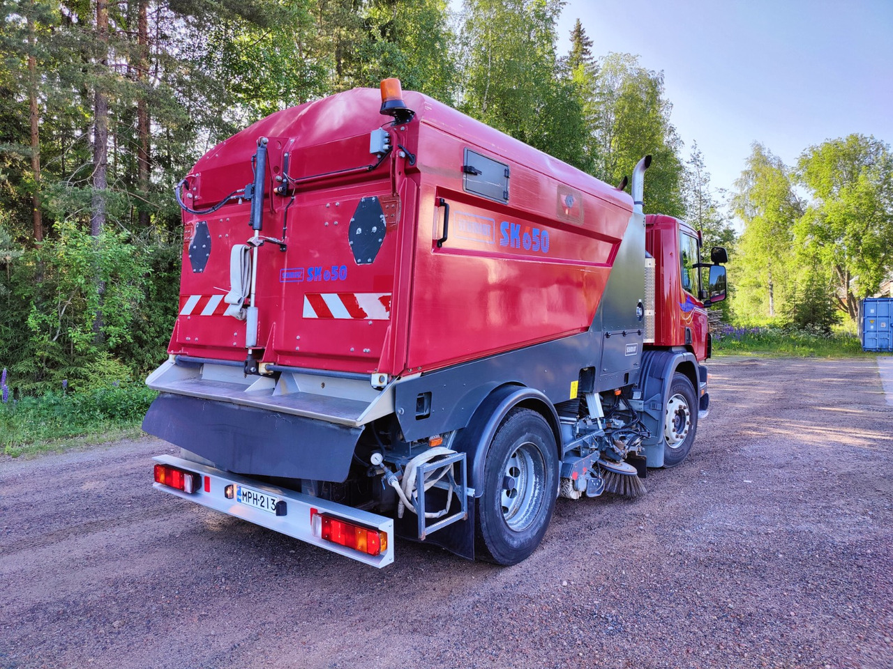 SCHMIDT SK650 / Scania P94 - Cestovna čistilica: slika SCHMIDT SK650 / Scania P94 - Cestovna čistilica SCHMIDT SK650 / Scania P94 - Cestovna čistilica: slika SCHMIDT SK650 / Scania P94 - Cestovna čistilica
