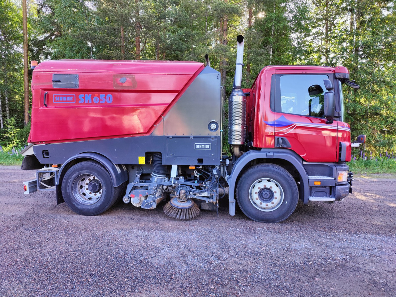 SCHMIDT SK650 / Scania P94 - Cestovna čistilica: slika SCHMIDT SK650 / Scania P94 - Cestovna čistilica SCHMIDT SK650 / Scania P94 - Cestovna čistilica: slika SCHMIDT SK650 / Scania P94 - Cestovna čistilica