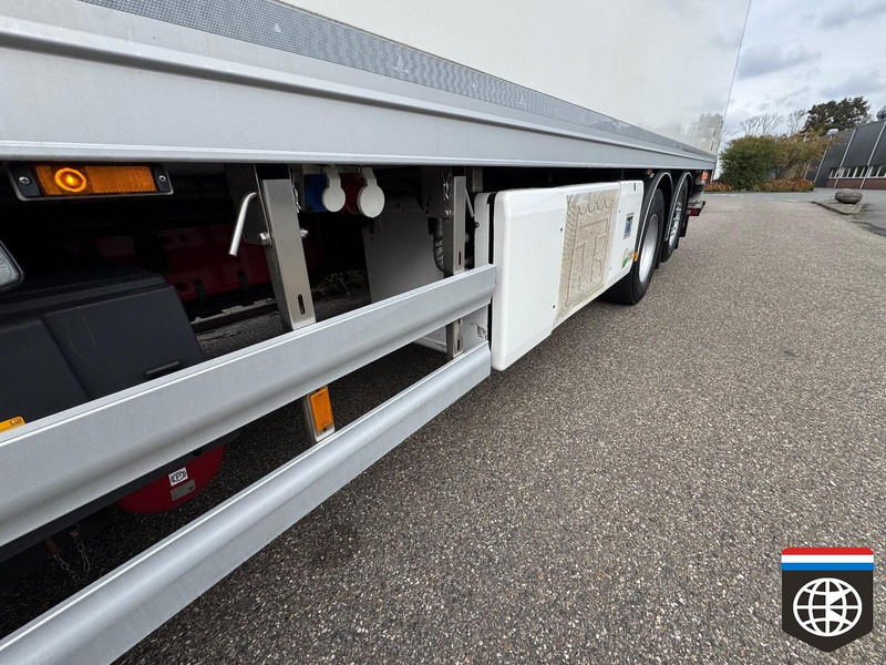 Scania P 360 6X2/4 Thermo King - Taillift - LOW KM !! - Kamion hladnjača: slika Scania P 360 6X2/4 Thermo King - Taillift - LOW KM !! - Kamion hladnjača Scania P 360 6X2/4 Thermo King - Taillift - LOW KM !! - Kamion hladnjača: slika Scania P 360 6X2/4 Thermo King - Taillift - LOW KM !! - Kamion hladnjača