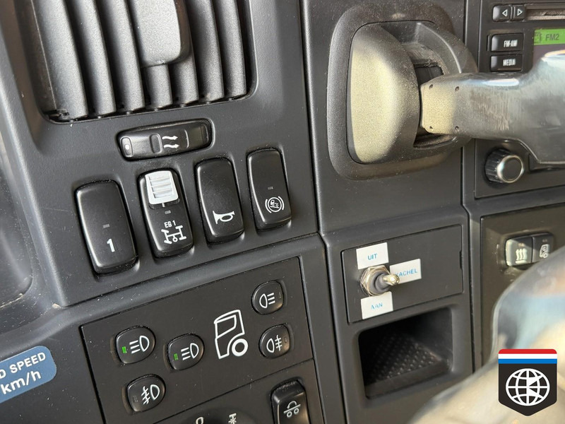 Kamion s kukastom dizalicom Scania R620 25 T HOOKLIFT / HOLLAND TRUCK / HOOK-CRANE HYDRAULIC: slika Kamion s kukastom dizalicom Scania R620 25 T HOOKLIFT / HOLLAND TRUCK / HOOK-CRANE HYDRAULIC Kamion s kukastom dizalicom Scania R620 25 T HOOKLIFT / HOLLAND TRUCK / HOOK-CRANE HYDRAULIC: slika Kamion s kukastom dizalicom Scania R620 25 T HOOKLIFT / HOLLAND TRUCK / HOOK-CRANE HYDRAULIC