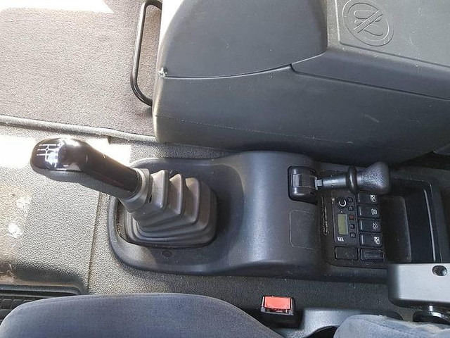 Kamion sandučar MAN TGL 12.210 4x2 BL: slika Kamion sandučar MAN TGL 12.210 4x2 BL Kamion sandučar MAN TGL 12.210 4x2 BL: slika Kamion sandučar MAN TGL 12.210 4x2 BL