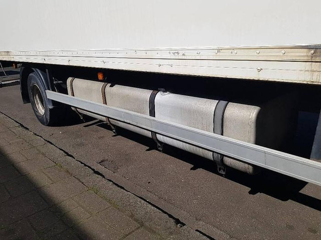 Kamion sandučar MAN TGL 12.210 4x2 BL: slika Kamion sandučar MAN TGL 12.210 4x2 BL Kamion sandučar MAN TGL 12.210 4x2 BL: slika Kamion sandučar MAN TGL 12.210 4x2 BL