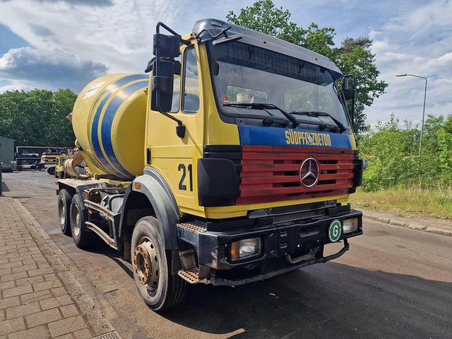 Mercedes-Benz 2527 B 6X4 - Automješalica: slika Mercedes-Benz 2527 B 6X4 - Automješalica Mercedes-Benz 2527 B 6X4 - Automješalica: slika Mercedes-Benz 2527 B 6X4 - Automješalica