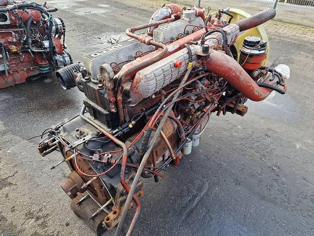 Iveco 8460 - Rezervni dijelovi: slika Iveco 8460 - Rezervni dijelovi Iveco 8460 - Rezervni dijelovi: slika Iveco 8460 - Rezervni dijelovi