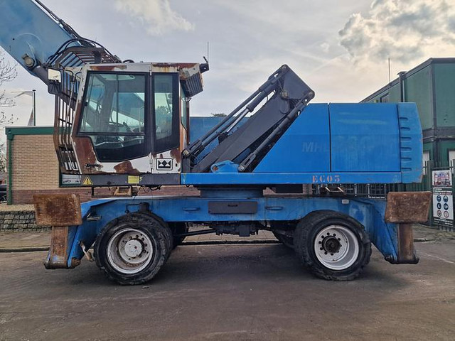 Terex FUCHS MHL 360 - Stroj za rukovanje otpadom: slika Terex FUCHS MHL 360 - Stroj za rukovanje otpadom Terex FUCHS MHL 360 - Stroj za rukovanje otpadom: slika Terex FUCHS MHL 360 - Stroj za rukovanje otpadom