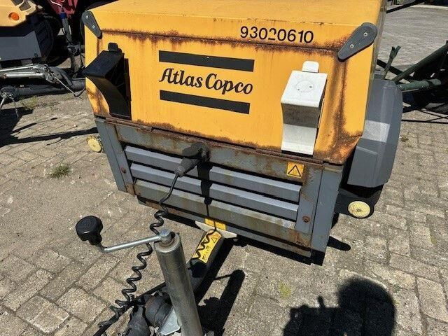 Atlas-Copco XAS 37, Kompressor, 7bar, Kubota - Zračni kompresor: slika Atlas-Copco XAS 37, Kompressor, 7bar, Kubota - Zračni kompresor Atlas-Copco XAS 37, Kompressor, 7bar, Kubota - Zračni kompresor: slika Atlas-Copco XAS 37, Kompressor, 7bar, Kubota - Zračni kompresor