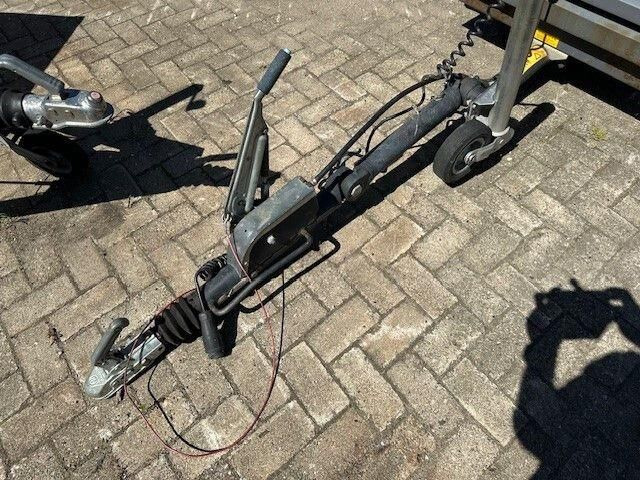 Atlas-Copco XAS 37, Kompressor, 7bar, Kubota - Zračni kompresor: slika Atlas-Copco XAS 37, Kompressor, 7bar, Kubota - Zračni kompresor Atlas-Copco XAS 37, Kompressor, 7bar, Kubota - Zračni kompresor: slika Atlas-Copco XAS 37, Kompressor, 7bar, Kubota - Zračni kompresor