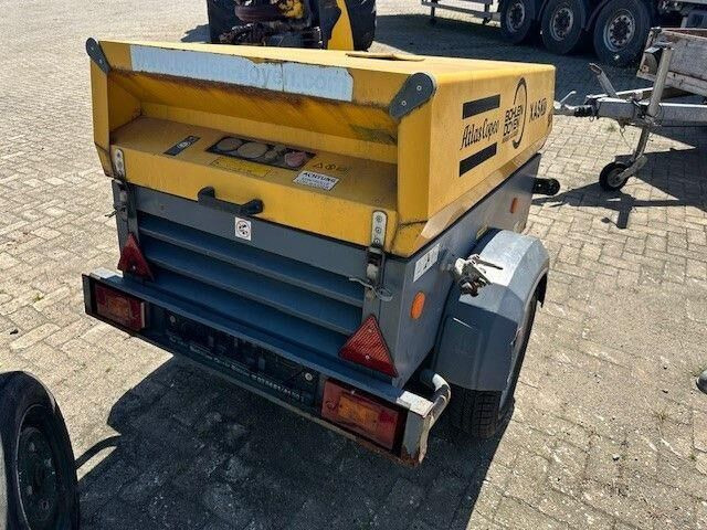 Atlas-Copco XAS 37, Kompressor, 7bar, Kubota - Zračni kompresor: slika Atlas-Copco XAS 37, Kompressor, 7bar, Kubota - Zračni kompresor Atlas-Copco XAS 37, Kompressor, 7bar, Kubota - Zračni kompresor: slika Atlas-Copco XAS 37, Kompressor, 7bar, Kubota - Zračni kompresor