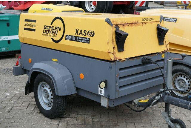 Atlas-Copco XAS 67, Kompressor, Deutz, Wenig Std., TOP - Zračni kompresor: slika Atlas-Copco XAS 67, Kompressor, Deutz, Wenig Std., TOP - Zračni kompresor Atlas-Copco XAS 67, Kompressor, Deutz, Wenig Std., TOP - Zračni kompresor: slika Atlas-Copco XAS 67, Kompressor, Deutz, Wenig Std., TOP - Zračni kompresor