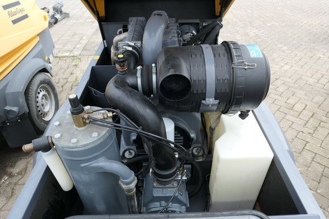 Zakup  Atlas Copco XAS 67, Kompressor, Deutz, Wenig Std., TOP Atlas Copco XAS 67, Kompressor, Deutz, Wenig Std., TOP: slika Zakup  Atlas Copco XAS 67, Kompressor, Deutz, Wenig Std., TOP Atlas Copco XAS 67, Kompressor, Deutz, Wenig Std., TOP