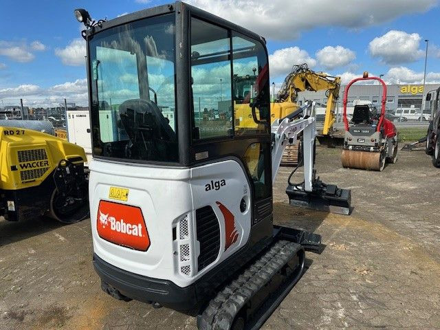 Bobcat E19, Verstelllaufwerk, Greifer + Hammer, Löffel - Mini bager: slika Bobcat E19, Verstelllaufwerk, Greifer + Hammer, Löffel - Mini bager Bobcat E19, Verstelllaufwerk, Greifer + Hammer, Löffel - Mini bager: slika Bobcat E19, Verstelllaufwerk, Greifer + Hammer, Löffel - Mini bager