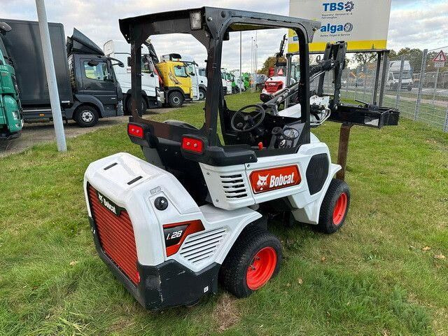 Bobcat L28, Neuwertiger Zustand, S.W.S., Schaufel - Utovarivač na kotačima: slika Bobcat L28, Neuwertiger Zustand, S.W.S., Schaufel - Utovarivač na kotačima Bobcat L28, Neuwertiger Zustand, S.W.S., Schaufel - Utovarivač na kotačima: slika Bobcat L28, Neuwertiger Zustand, S.W.S., Schaufel - Utovarivač na kotačima