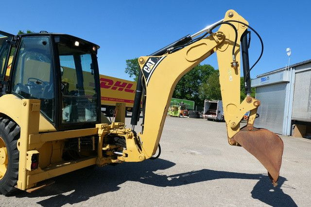 CAT 422E/424 4x4, Mehrzweckgerät, Palettengabel - Rovokopač-utovarivač: slika CAT 422E/424 4x4, Mehrzweckgerät, Palettengabel - Rovokopač-utovarivač CAT 422E/424 4x4, Mehrzweckgerät, Palettengabel - Rovokopač-utovarivač: slika CAT 422E/424 4x4, Mehrzweckgerät, Palettengabel - Rovokopač-utovarivač