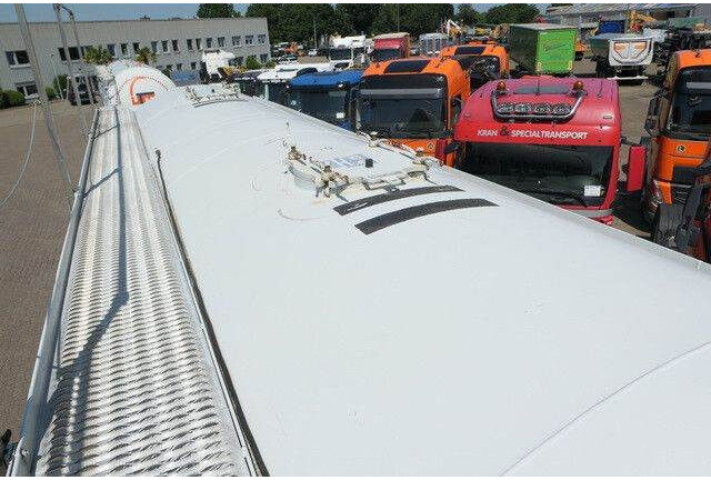 Poluprikolica cisterna za prijevoz cementa Feldbinder EUT 37.5, 1 Kammer, 37m³, 5x am Lager,Alu-Felgen: slika Poluprikolica cisterna za prijevoz cementa Feldbinder EUT 37.5, 1 Kammer, 37m³, 5x am Lager,Alu-Felgen