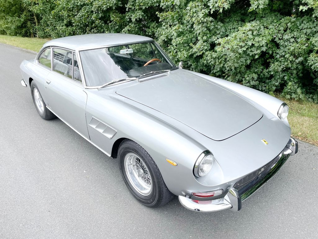 Ferrari 330 GT Coupe 2+2/TÜV neu/H-Zulassung - Automobil: slika Ferrari 330 GT Coupe 2+2/TÜV neu/H-Zulassung - Automobil Ferrari 330 GT Coupe 2+2/TÜV neu/H-Zulassung - Automobil: slika Ferrari 330 GT Coupe 2+2/TÜV neu/H-Zulassung - Automobil