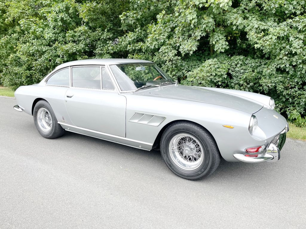 Ferrari 330 GT Coupe 2+2/TÜV neu/H-Zulassung - Automobil: slika Ferrari 330 GT Coupe 2+2/TÜV neu/H-Zulassung - Automobil Ferrari 330 GT Coupe 2+2/TÜV neu/H-Zulassung - Automobil: slika Ferrari 330 GT Coupe 2+2/TÜV neu/H-Zulassung - Automobil
