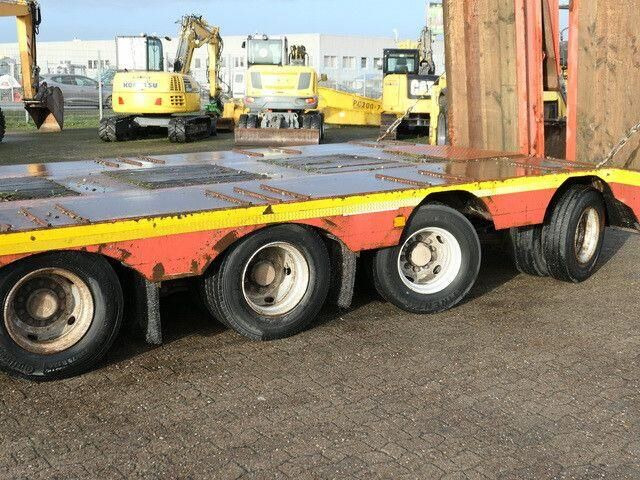 Gheysen & Verpoort, Gelenkt, Hydr. Rampen, Luf - Poluprikolica s niskim utovarivačem: slika Gheysen & Verpoort, Gelenkt, Hydr. Rampen, Luf - Poluprikolica s niskim utovarivačem Gheysen & Verpoort, Gelenkt, Hydr. Rampen, Luf - Poluprikolica s niskim utovarivačem: slika Gheysen & Verpoort, Gelenkt, Hydr. Rampen, Luf - Poluprikolica s niskim utovarivačem