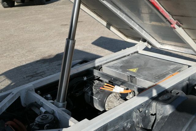 Goupil G5 Elektrofahrzeug, Hausmeister, C0²-Neutral,TOP - Mali kamion kiper, Električno dostavno vozilo: slika Goupil G5 Elektrofahrzeug, Hausmeister, C0²-Neutral,TOP - Mali kamion kiper, Električno dostavno vozilo Goupil G5 Elektrofahrzeug, Hausmeister, C0²-Neutral,TOP - Mali kamion kiper, Električno dostavno vozilo: slika Goupil G5 Elektrofahrzeug, Hausmeister, C0²-Neutral,TOP - Mali kamion kiper, Električno dostavno vozilo