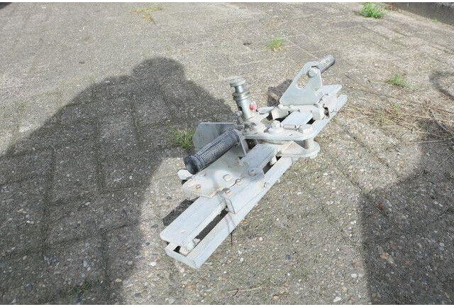 Lissmac Steingreifer, Kalksandsteinblöcke - Građevinski strojevi: slika Lissmac Steingreifer, Kalksandsteinblöcke - Građevinski strojevi Lissmac Steingreifer, Kalksandsteinblöcke - Građevinski strojevi: slika Lissmac Steingreifer, Kalksandsteinblöcke - Građevinski strojevi