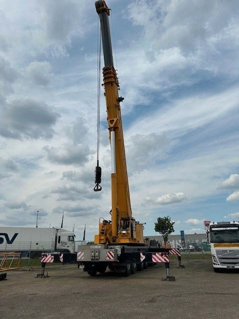 Grove GMK6300 - Toranjska dizalica: slika Grove GMK6300 - Toranjska dizalica Grove GMK6300 - Toranjska dizalica: slika Grove GMK6300 - Toranjska dizalica