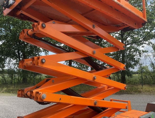Haulotte Compact 12 DX, Geländegängig, Kubota, 12,15m - Podizna platforma montirana na kamion: slika Haulotte Compact 12 DX, Geländegängig, Kubota, 12,15m - Podizna platforma montirana na kamion Haulotte Compact 12 DX, Geländegängig, Kubota, 12,15m - Podizna platforma montirana na kamion: slika Haulotte Compact 12 DX, Geländegängig, Kubota, 12,15m - Podizna platforma montirana na kamion