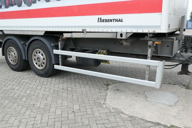 Hiebenthal ZWH 18, Tandem, Verzinkt, Zentralachs-Anh., BDF - Transporter kontejnera/ Prikolica s izmjenjivim sanducima: slika Hiebenthal ZWH 18, Tandem, Verzinkt, Zentralachs-Anh., BDF - Transporter kontejnera/ Prikolica s izmjenjivim sanducima Hiebenthal ZWH 18, Tandem, Verzinkt, Zentralachs-Anh., BDF - Transporter kontejnera/ Prikolica s izmjenjivim sanducima: slika Hiebenthal ZWH 18, Tandem, Verzinkt, Zentralachs-Anh., BDF - Transporter kontejnera/ Prikolica s izmjenjivim sanducima