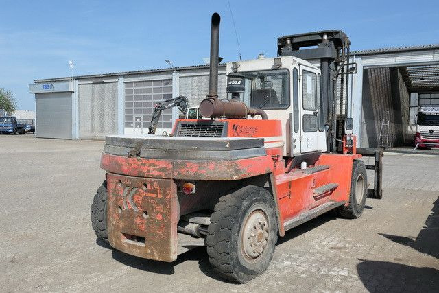Kalmar DC 16-1200/Schwerlast Frontstapler - Diesel viličar: slika Kalmar DC 16-1200/Schwerlast Frontstapler - Diesel viličar Kalmar DC 16-1200/Schwerlast Frontstapler - Diesel viličar: slika Kalmar DC 16-1200/Schwerlast Frontstapler - Diesel viličar