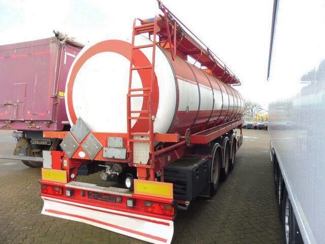 Kässbohrer Isoliert, Chemie, V2A, 32m³,Kompresor,Alu-Felgen - Poluprikolica cisterna: slika Kässbohrer Isoliert, Chemie, V2A, 32m³,Kompresor,Alu-Felgen - Poluprikolica cisterna Kässbohrer Isoliert, Chemie, V2A, 32m³,Kompresor,Alu-Felgen - Poluprikolica cisterna: slika Kässbohrer Isoliert, Chemie, V2A, 32m³,Kompresor,Alu-Felgen - Poluprikolica cisterna