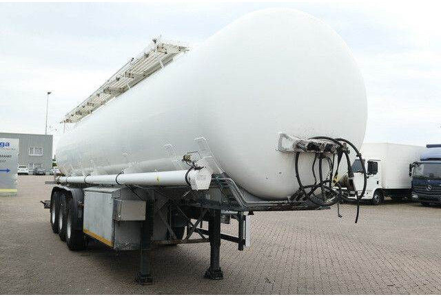 Kässbohrer STH 34/10-24/Tank 34.000 ltr./Unterbefüll./Pumpe - Poluprikolica cisterna: slika Kässbohrer STH 34/10-24/Tank 34.000 ltr./Unterbefüll./Pumpe - Poluprikolica cisterna Kässbohrer STH 34/10-24/Tank 34.000 ltr./Unterbefüll./Pumpe - Poluprikolica cisterna: slika Kässbohrer STH 34/10-24/Tank 34.000 ltr./Unterbefüll./Pumpe - Poluprikolica cisterna